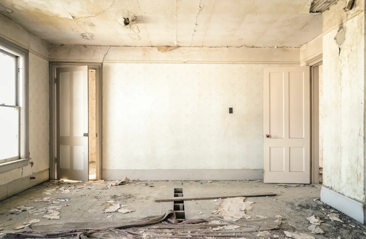 Waste disposal crew managing a cleanout project in Paintsville